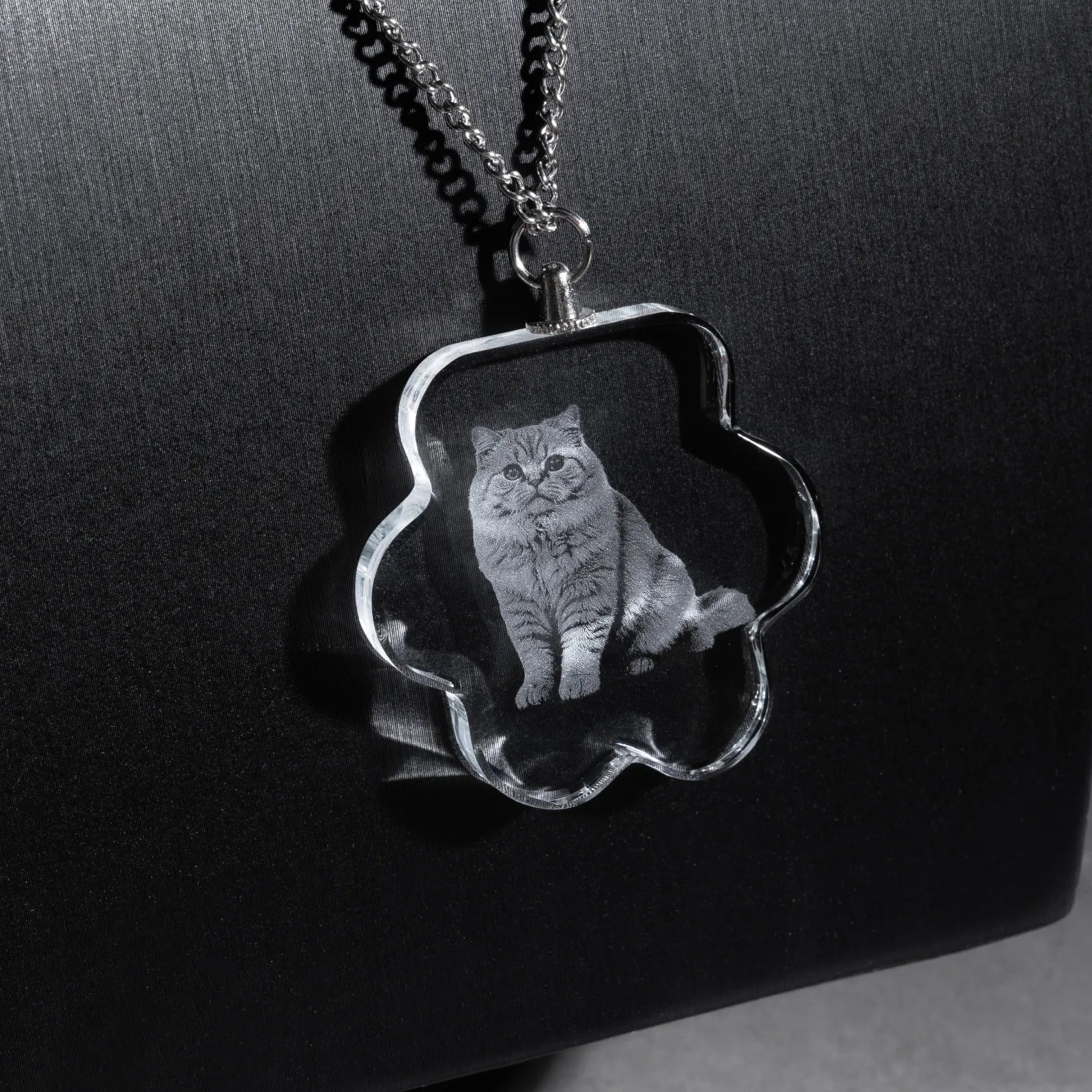 Paw shaped k5 crystal necklace 2pcs 01