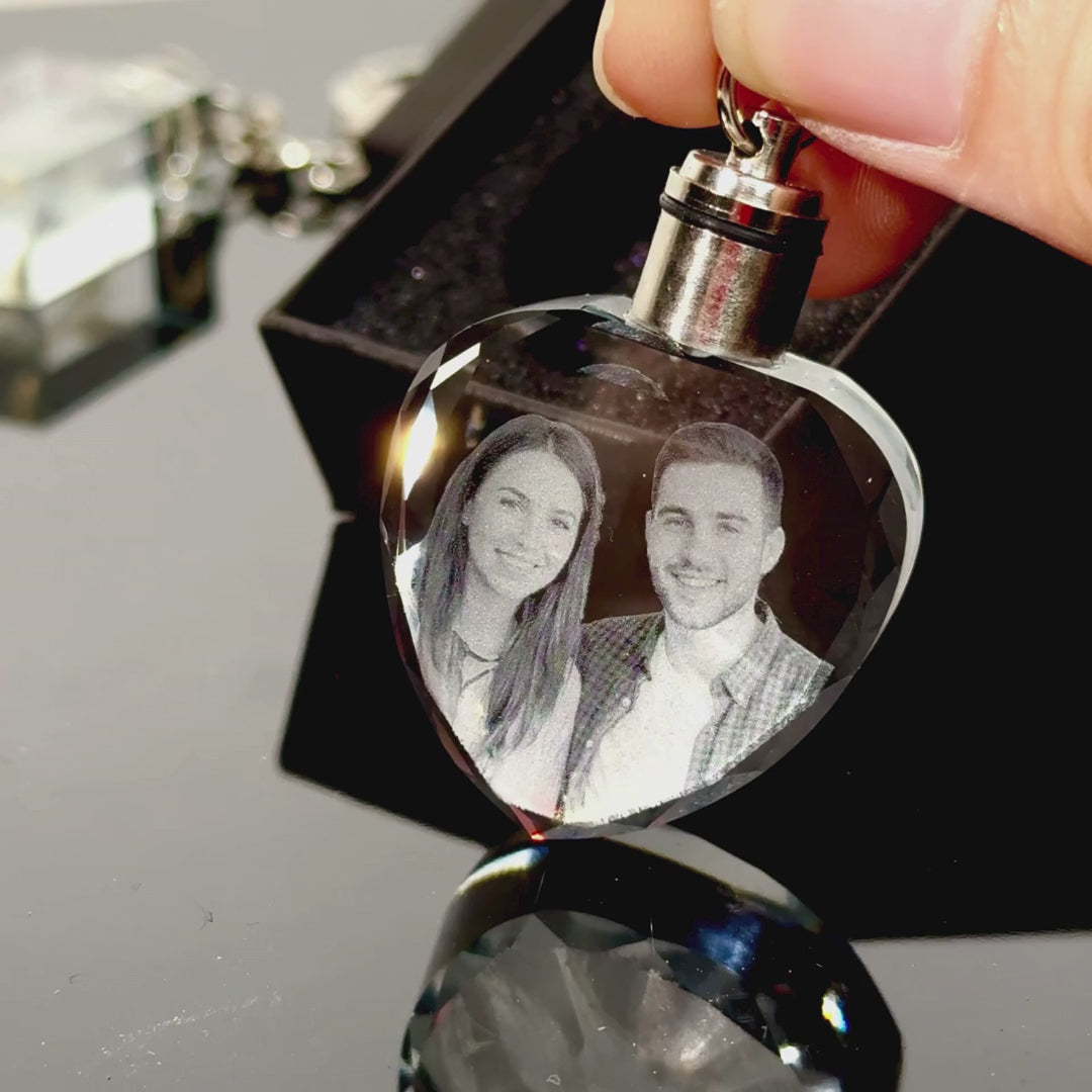 3d crystal photo engraved on heart shaped crystal keychain