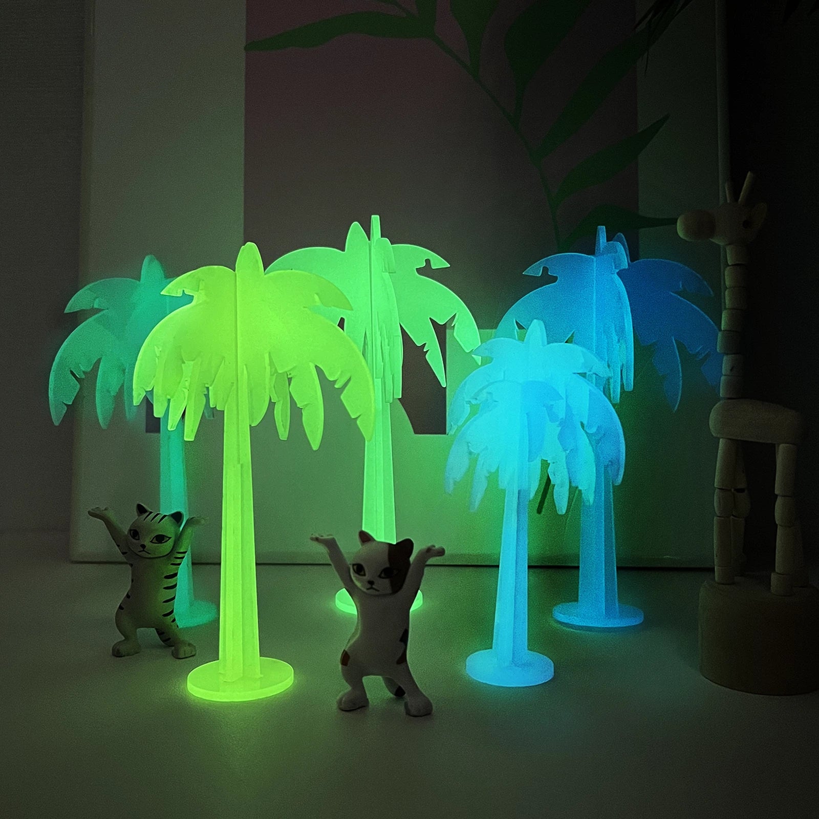 Xtool acrylic plexiglass sheet glow in the dark laser cutting coconut trees
